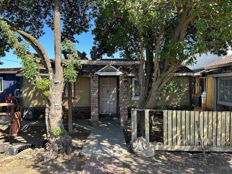 2160 Pacheco Pass HWY, GILROY, CA 95020