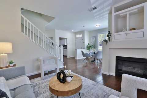 21 Pond CT, MILPITAS, CA 95035