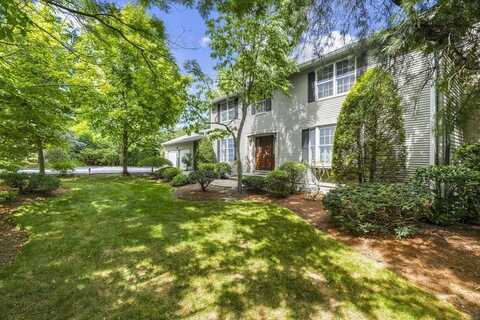 61 Kimberly Lane, Cranston, RI 02921