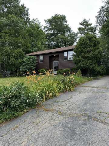 41 Steven St, Hanson, MA 02341
