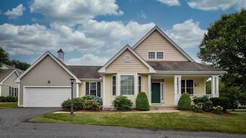 12 Braeburn Lane, Ashland, MA 01721
