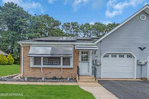 14a Portsmouth Street, Whiting, NJ 08759