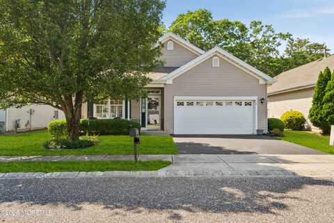 18 Osprey Place, Barnegat, NJ 08005