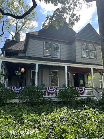 35 Marcellus Avenue, Manasquan, NJ 08736