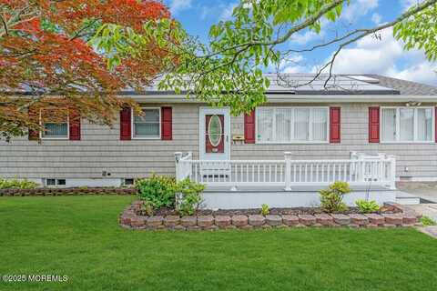 226 Carol Drive, Toms River, NJ 08753