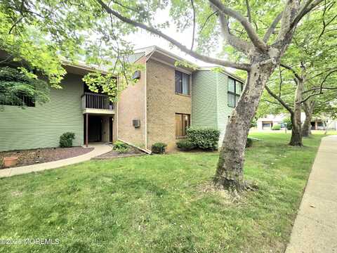 218 Medford Court, Manalapan, NJ 07726