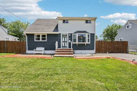 30 Clark Place, Avenel, NJ 07001