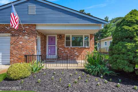 71 Troumaka Street, Toms River, NJ 08757