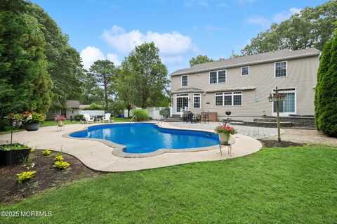 90 Kettle Creek Road, Toms River, NJ 08753