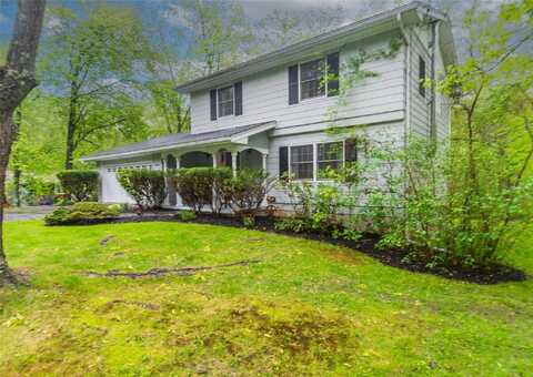 14 Woodland Drive, New Paltz, NY 12561