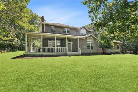 120 Talmage Farm Lane, East Hampton, NY 11937