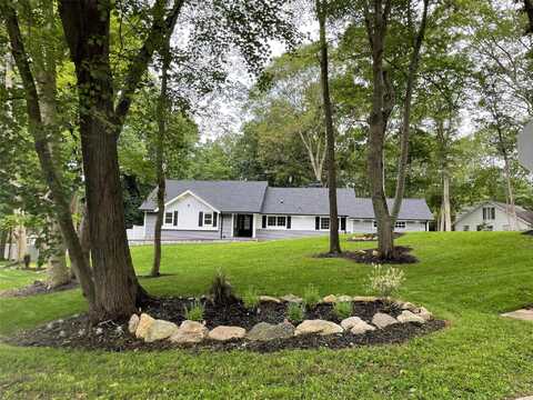 511 Magnolia Lane, Dix Hills, NY 11746