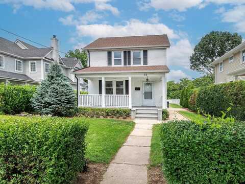 33 Avenue B Avenue, Port Washington, NY 11050