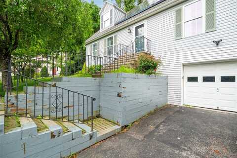 18 Jenkins Court, Ossining, NY 10562