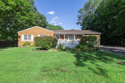 23 4th Street, Moriches, NY 11955