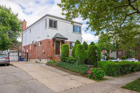 67-59 197th Street, Fresh Meadows, NY 11365