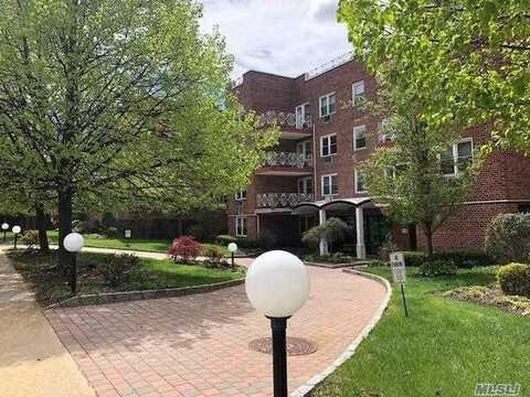 20 Chapel Place, Great Neck, NY 11021