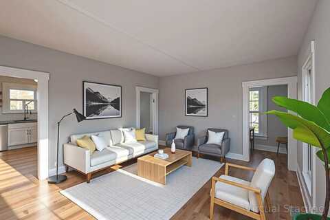 550 Belfast Road, Camden, ME 04843