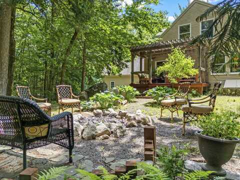 57 Jack Hall Road, New Gloucester, ME 04260