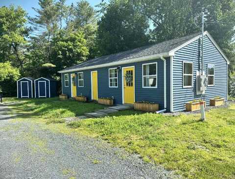 286 Main Street, Madison, ME 04950