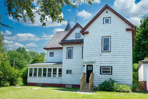 3 Smithville Road, Rumford, ME 04276
