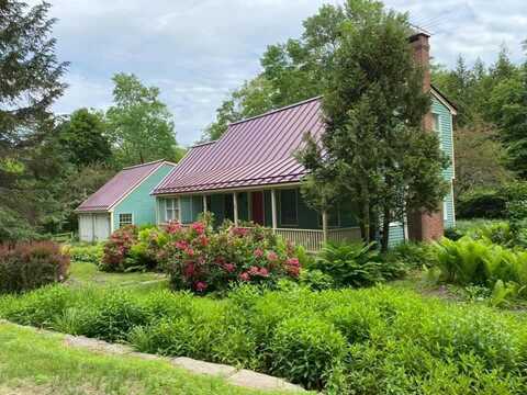 73 Head Of The Tide Road, Belfast, ME 04915