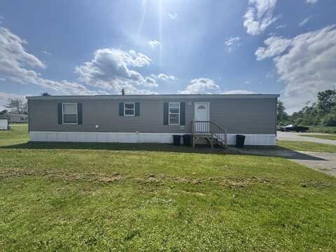 6 Oxford Road, Vassalboro, ME 04989
