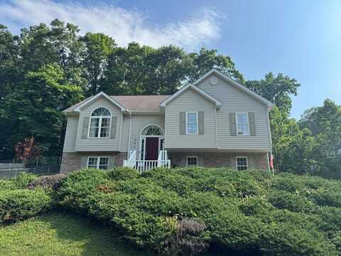 321 Bayberry Ave, PRINCETON, WV 24739