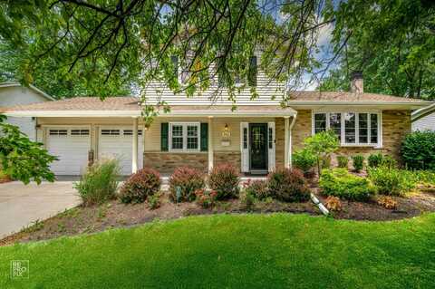 902 E Plate Drive, Palatine, IL 60074