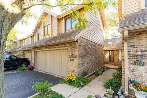 7914 S Garfield Avenue, Burr Ridge, IL 60527