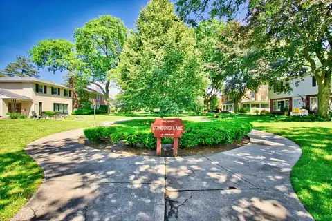 4454 Concord Lane, Skokie, IL 60076