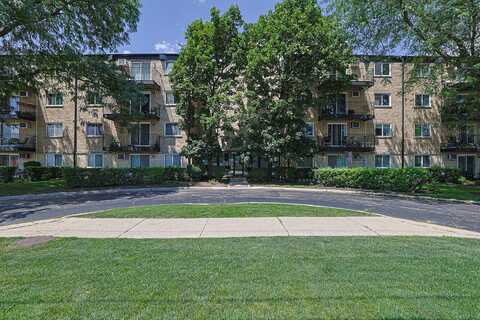 2424 E Oakton Street, Arlington Heights, IL 60004