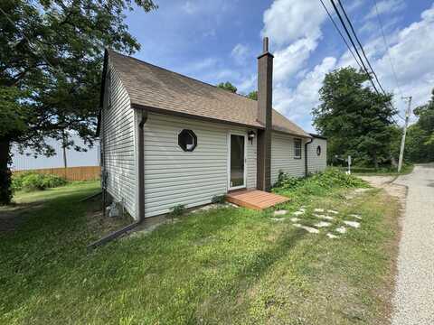 42309 N Woodbine Avenue, Antioch, IL 60002