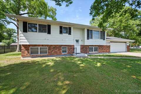 215 E Parker Street, Gardner, IL 60424