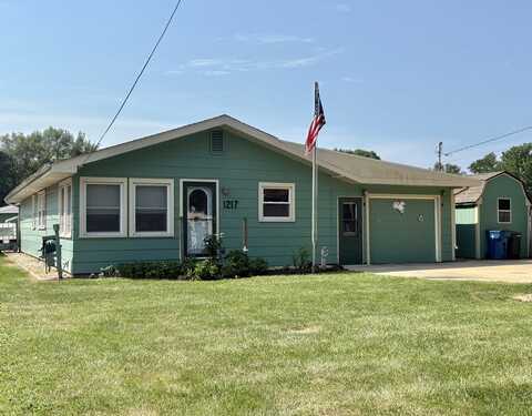 1217 Retz Drive, Ottawa, IL 61350