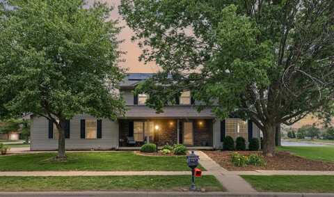 306 N Beringer Circle, Urbana, IL 61802
