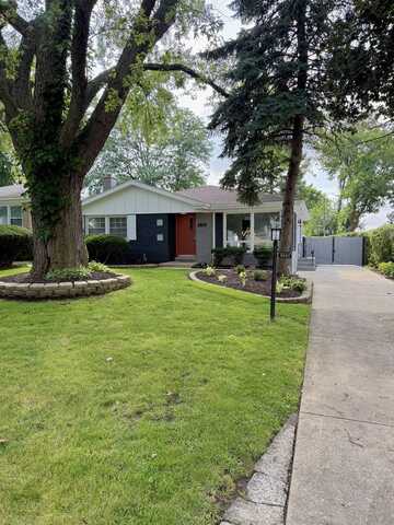 3834 Hampton Avenue, Western Springs, IL 60558