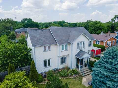 7842 S BLAZER Avenue, Justice, IL 60458