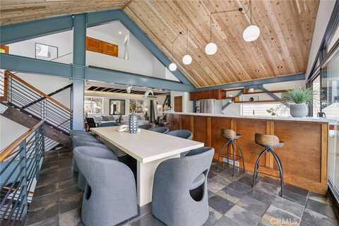 686 Diamond Street, Laguna Beach, CA 92651