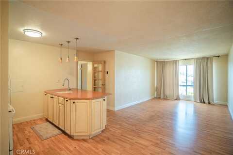 5585 E Pacific Coast, Long Beach, CA 90804