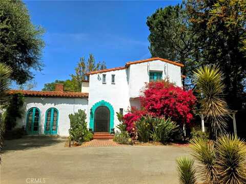 15401 Saticoy Street, Van Nuys, CA 91406
