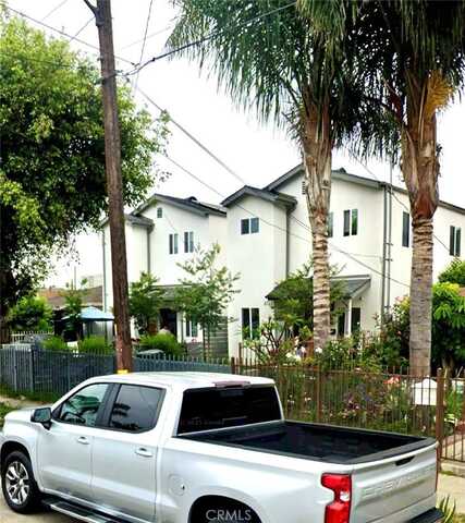 8725 Elm Street, Los Angeles, CA 90002