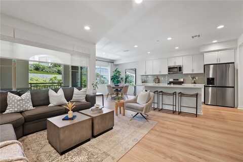 305 Blackrock, Lake Forest, CA 92610