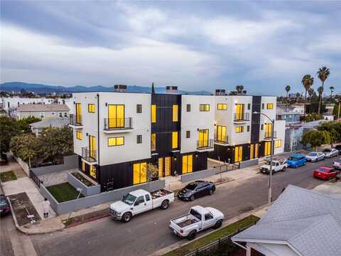 5513 Glennie Lane, Los Angeles, CA 90016