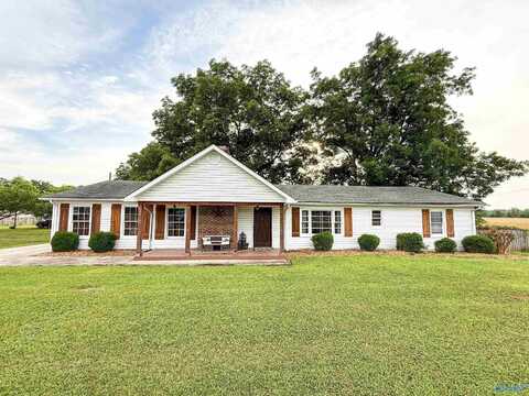 4249 SW Hwy 31, Falkville, AL 35622