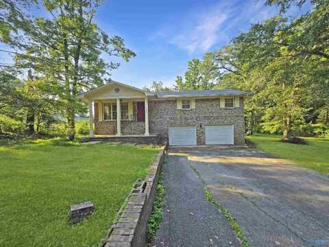 1705 Penn Road, Hartselle, AL 35640