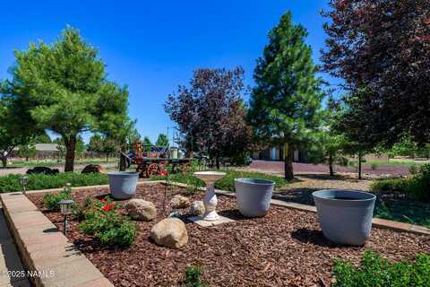 7010 Vista De Oro, Flagstaff, AZ 86004