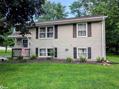 802 N Bergdahl Circle, Mount Pleasant, IA 52641