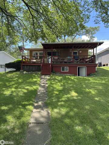 160 Hillcrest Ridge, Montezuma, IA 50171