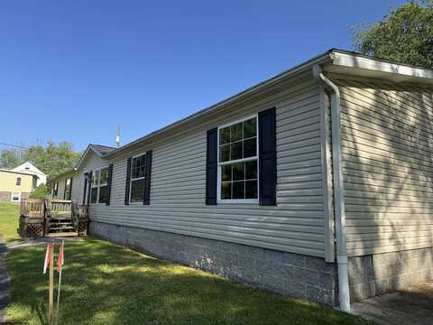 143 Circle Drive, Mount Clare, WV 26408